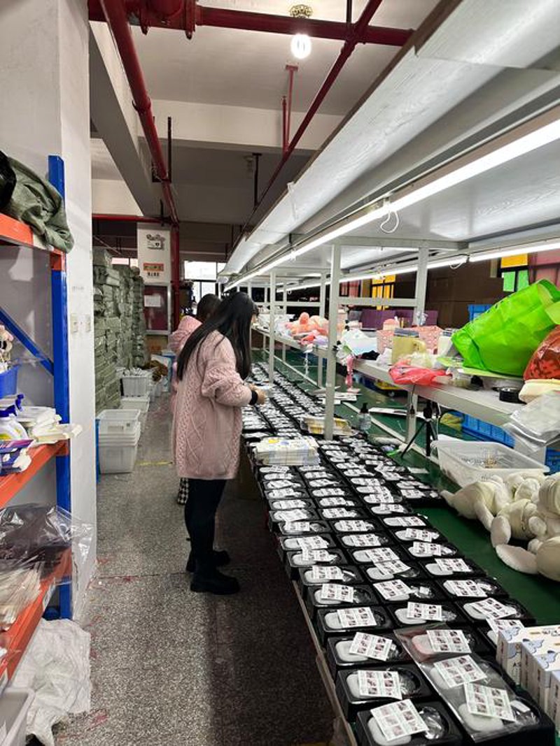 上海百货商行：百年的商业文化与市场变迁